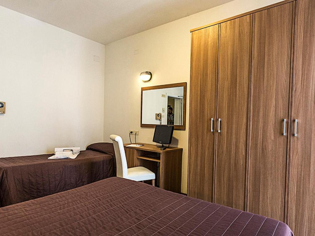 Vela D'oro Hotel 2*